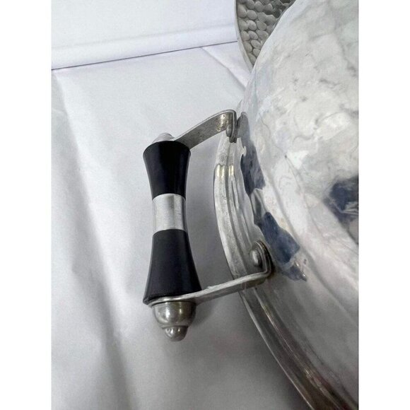 Vintage 1950s Hammered Aluminum Casserole Dish with Lid - Picture 7 of 11